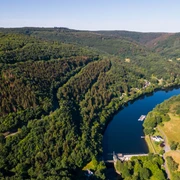 Blick auf das Rurstaubecken bei Heimbach