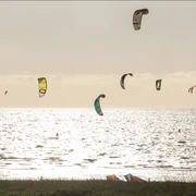 Station_Schirme Surfschule Cuxhaven