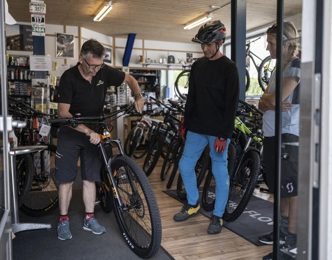 E-Mountainbike in der Aletsch Arena E-Mountainbike in der Aletsch Arena