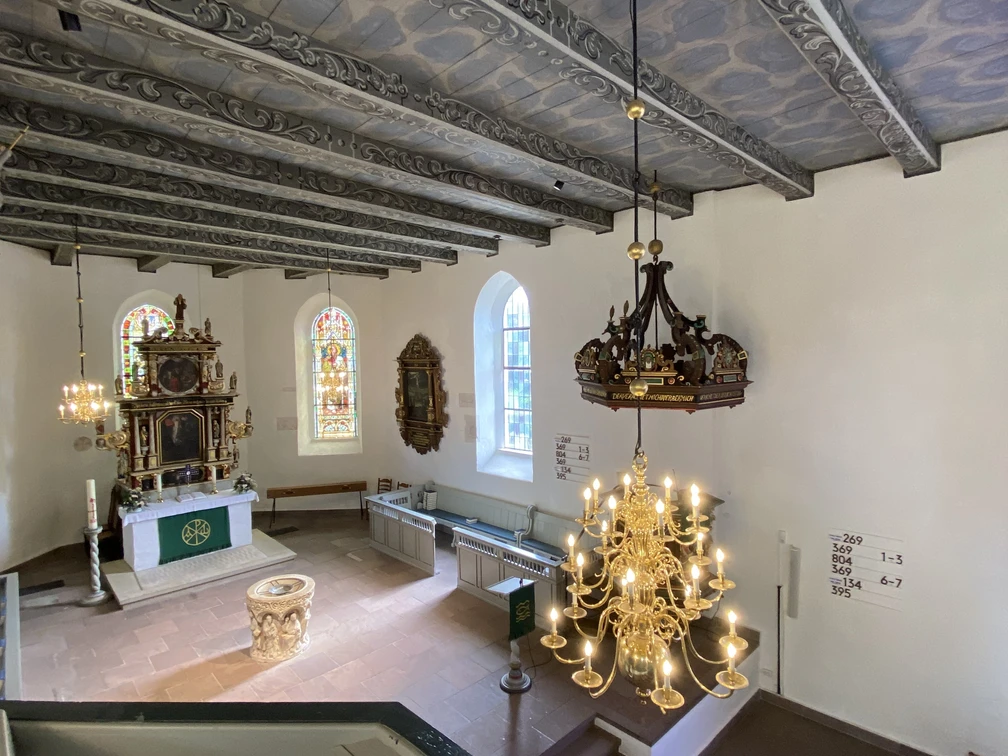 21-09 St.-Ulrichs-Kirche_innen (2).jpeg