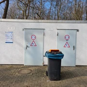 sanitaeranlage-oeffentliches-wc-emmastrasse-aussen.jpg