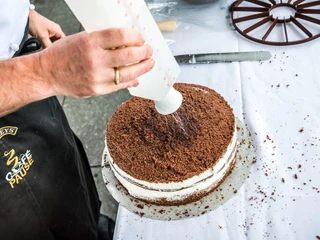 Schwarzwaelder Kirschtorten Kurs Freudenstadt Kirschwasser Schwarzwaelder Kirschtorten Kurs Freudenstadt Kirschwasser