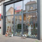 Art Galerie-2.jpg Geschäft von aussen