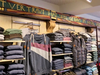 Stahlmann-innen.jpg Pullover und Jacken für Herren