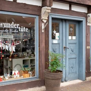 Wundertüte2021-2.jpg Schaufenster und Eingang