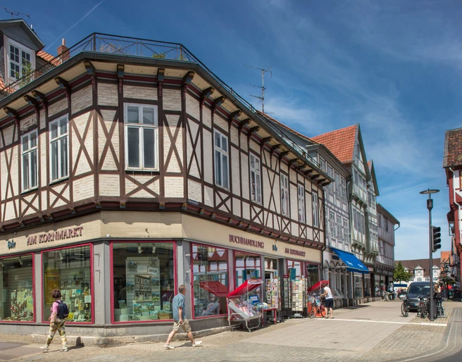 170621-wf-rundgang-22.jpg Fachwerkfassade der Buchhandlung