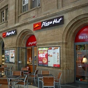 Pizza Hut im Hauptbahnhof - Gastronomie in Leipzig