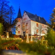 thumb_6181_Schloss_Voigtsberg_in_der_Weihnachtszeit.png
