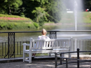 090HR - Wiesbaden - Kurpark Teich.JPG
