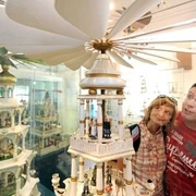 thumb_6504_Pyramide_im_Weihnachts__und_Spielzeugmuseum_auf_Burg_Scharfenstein.jpeg