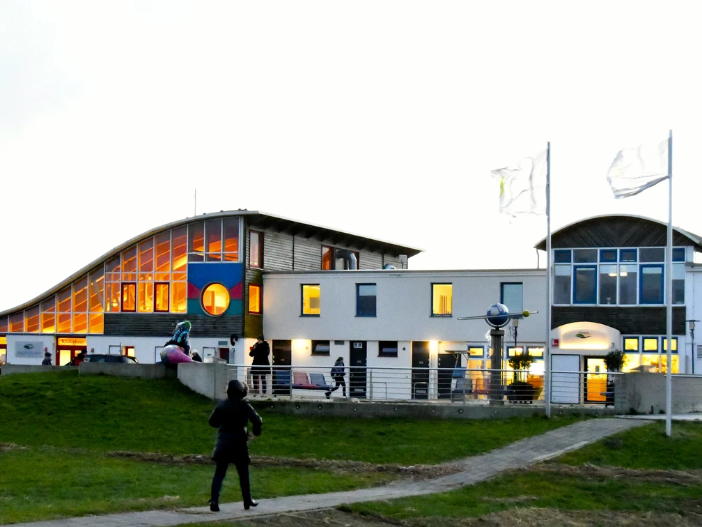 Kinderspielhaus Kurverwaltung Dorum Neufeld (2).jpg