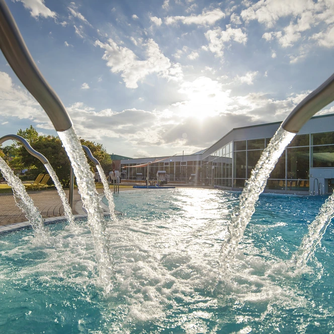 Außenbecken im HEIDE SPA Bad Düben - Wellness in der Leipzig Region