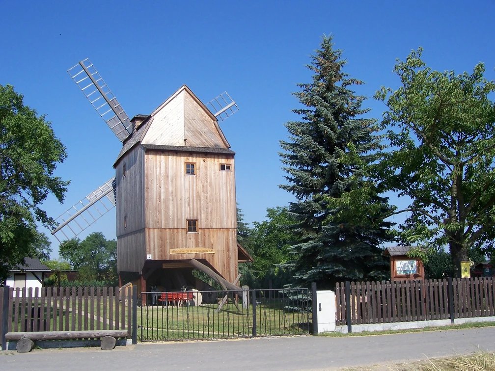 Bockwindmühle Schmannewitz - Industriekultur in der Leipzig Region Blick auf die Bockwindmühle bei schönem Wetter, Kultur, Freizeit, Ausflug