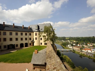 Blick von Burg Mildenstein auf Leisnig - Sehenswürdigkeiten in der Leipzig Region Innenhof von Burg Mildenstein mit Aussicht auf Leisnig, Ausflug, Sehenswürdigkeiten