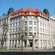 Museum in der Runden Ecke - Museen in Leipzig Blick auf den Eingang vom Museum in der Runden Ecke in der eine Ausstellung über die Zeit der DDR und SED zu sehen ist, Kultureinrichtungen, Geschichte von Leipzig, Friedliche Revolution