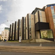 G2 Kunsthalle - Ausstellungen in Leipzig Blick auf die G2 Kunsthalle in Leipzig in der sich einige Galerien und Ausstellungen über Kunst befinden, Museum, Kultureinrichtung