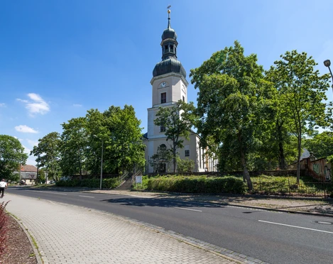 Gedächtniskirche Schönefeld - Kirchen in Leipzig