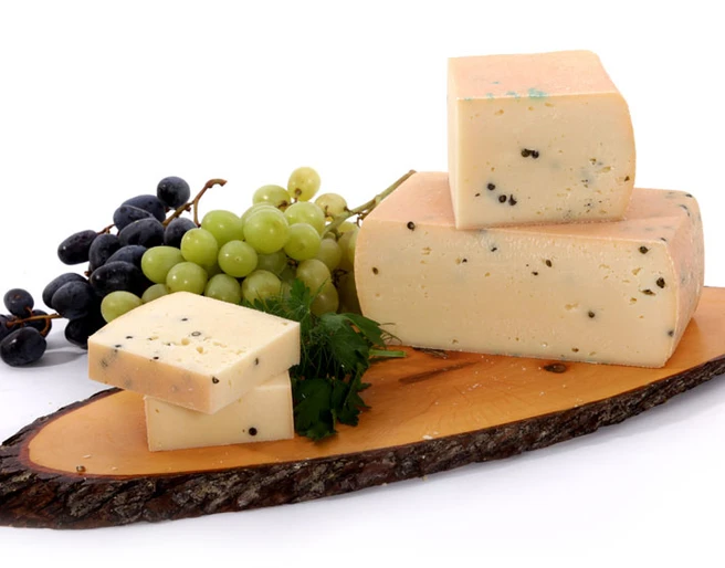 Hofmolkerei Bennewitz Pfefferkäse - Regionale Produkte aus Leipzig