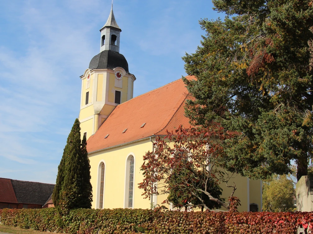 Kirche Trossin