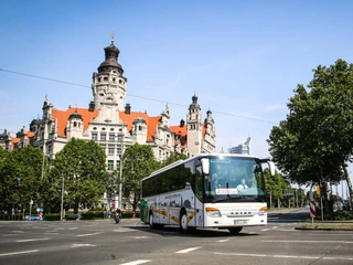 Bus am Neuen Rathaus - Stadtführung Leipzig Erleben
