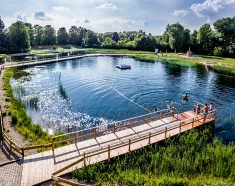 Ökobad Lindenthal mit Steg