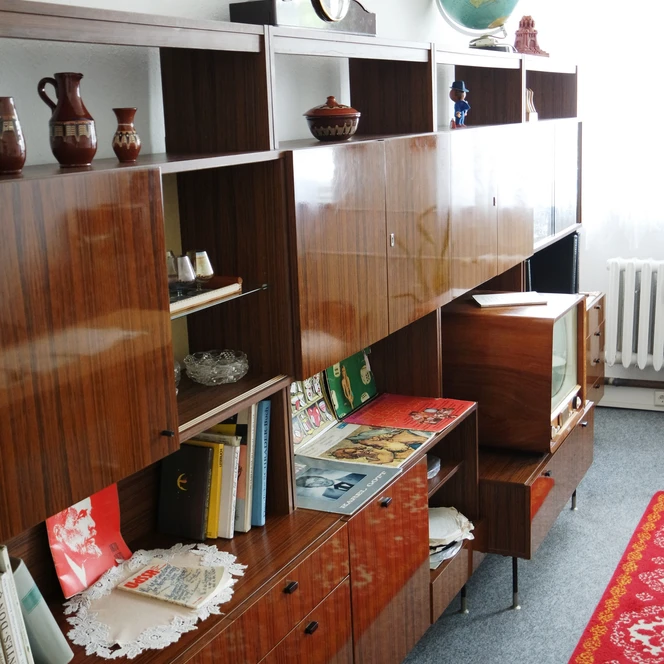 Schrankwand bei der Room Escape Challenge - Erlebnisse in Leipzig