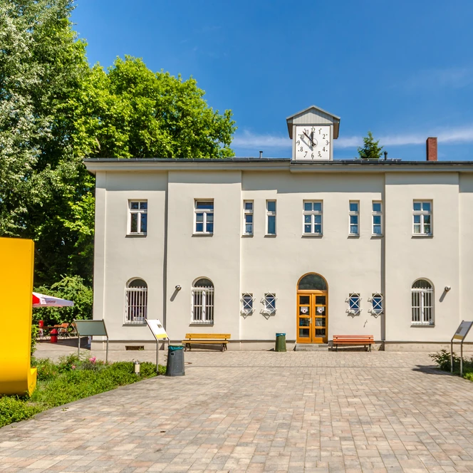 Hauptgebäude Schreberbad Leipzig - Freizeiterlebnisse in der Leipzig Region