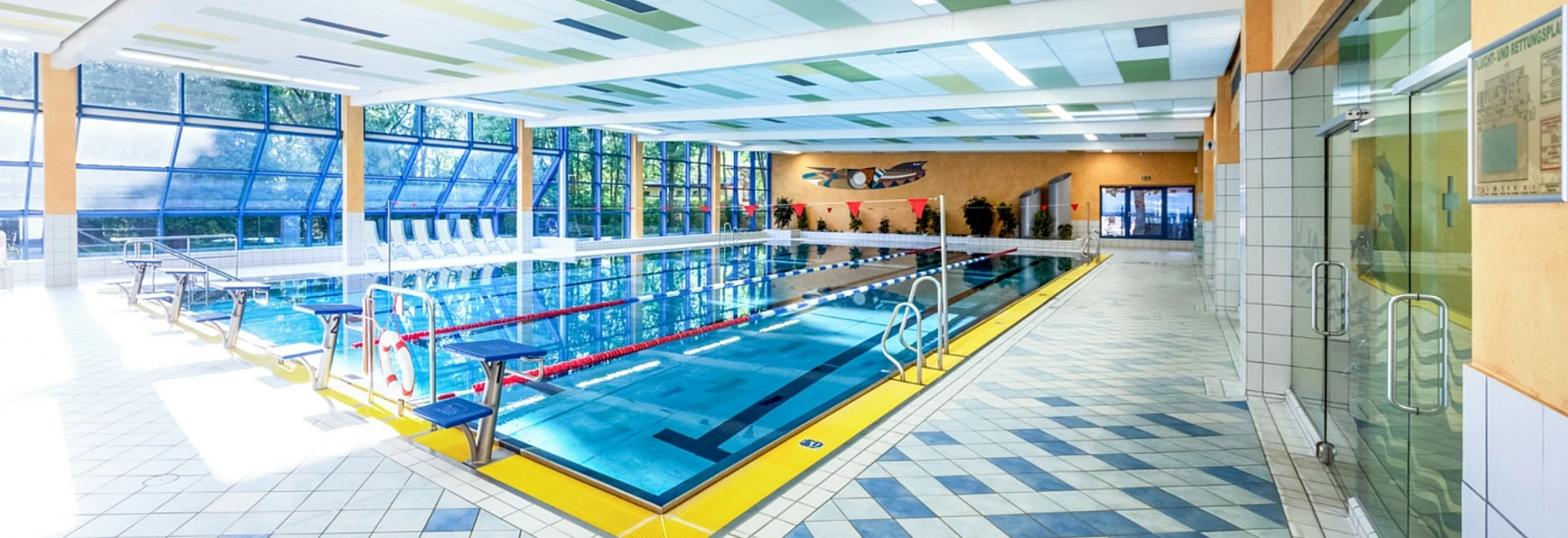 Schwimmhalle Nord - Hallenbäder in Leipzig