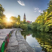 Stufen an der Philippuskirche - Wasserstadt Leipzig