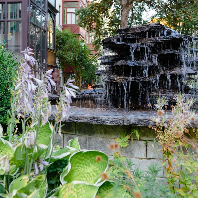 Waldstraßenviertel, Brunnen