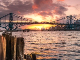 Blick auf die Kaiser-Wilhelm-Brücke