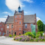 Teemuseum Norden Außenansicht.jpg