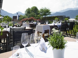 Gerbi-terrasse-restaurant-weggis.jpg Blick auf Terrasse im Restaurant GerbiView of the terrace in the Gerbi restaurantVue sur la terrasse du restaurant Gerbi