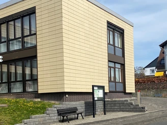 Terrainkurwege Startpunkt - Rathaus Schaukasten