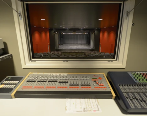 Theatersaal Kollegium 2.jpg