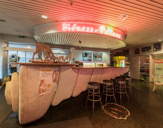 Bar.jpg