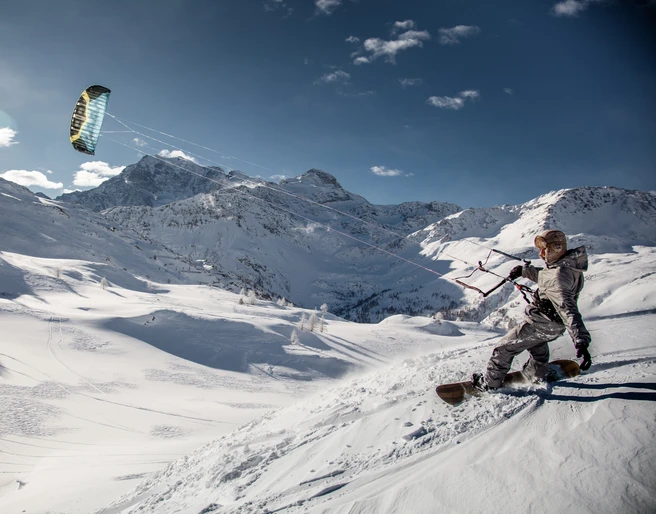 snowkiting_simplon-2.jpg