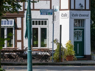Cafe_Central_Osten_herzlich_willkommen_BR_SG_Hemmoor_I_110 B.Otten.jpg