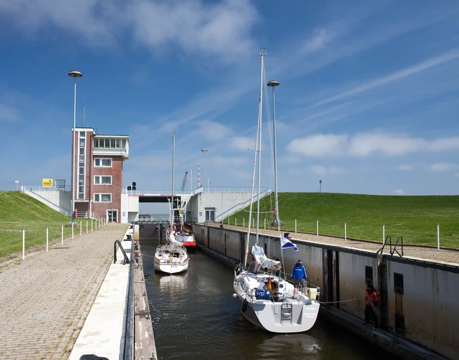 POI_Schleuse-Hooksiel.jpg POI_Schleuse-Hooksiel.jpg