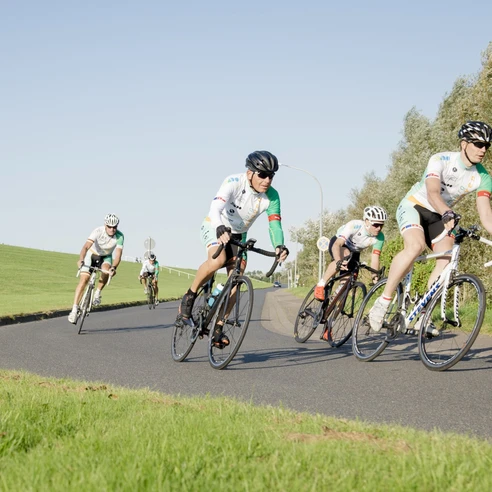 Rennradfahrer im Cuxland