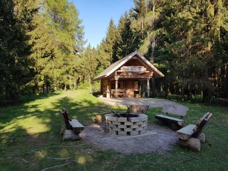 Rest area on Kapitelsberg (fir)