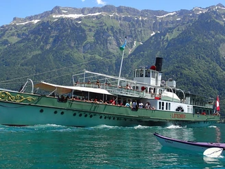 Schifffahrt Brienzersee und Kayak Tour mit Hightide