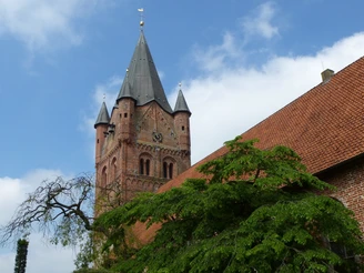 St.-Petri-Kirche Westerstede, Foto: Ostfriesland Tourismus GmbH