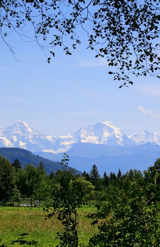 Alpine view on the way to Thun.