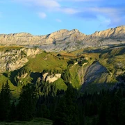Morgenstimmung auf dem Weg zum Sätteli.