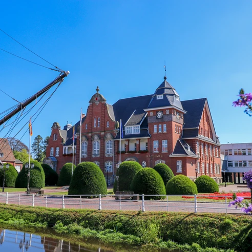 Rathaus Papenburg ©Emsland Tourismus GmbH, Birgit Janknecht.jpg