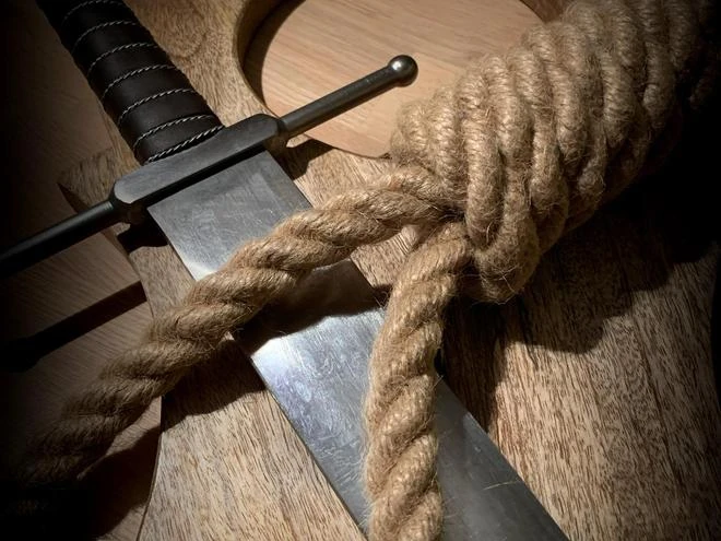 Heilung, Hexen, Halsgericht.jpg