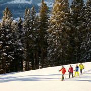 Eine Schneeschuhtour auf der Rigi mit Blick auf See und Berge