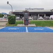 E-Ladestation-Parkplatz-Prechtl