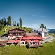 Das Berggasthaus Marbachegg für einmal auch Marktstätte.